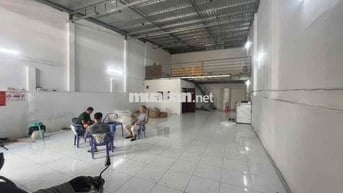 nhà xưởng cho thuê có gác lửng