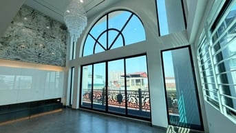 Nhà Đẹp Kinh Doanh Nguyễn Chính 84m, 7 tầng, mt 7.9m, giá 37.2 tỷ.