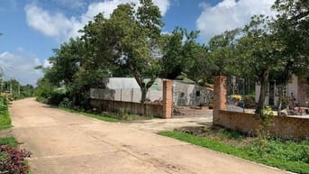 Nhà CẤP 4 gần Thị Trấn Định Quán đá ba chồng DT; 30 x 240m Thổ cư 300m