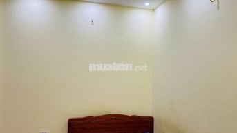 Phòng trọ  20m2 khép kín 19/615 Lĩnh Nam 2tr2