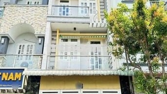 Nhà mới đẹp hẻm xe hơi 8m đậu cửa thích hợp làm VPCat, gia đình ở