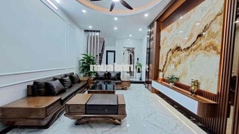 Tài Chính 9-10 Tỷ Tìm Nhà Cầu Giấy Thang Máy Gọi Ngay Em Nhé