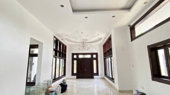 Cho thuê biệt thự đường võ nguyên giáp, phước long a, q9, tp thủ đức