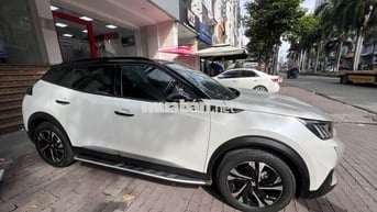 Peugeot 2008 GT Line Turbo 2023 5000 km