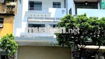 Cần cho thuê nhà MT 735A Đường Cách Mạng Tháng 8 P.6 Q.Tân Bình