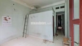 Phòng trọ hẻm rộng, gần sân bay TSN