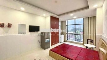 Cho thuê phòng cửa sổ lớn máy giặt riêng sát Quận 4, Quận 1, PMH