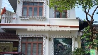 CẦN CHO THUÊ BIỆT THỰ MINI TRUNG TÂM HÀNH CHÍNH DĨ AN