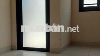 nhà cho thuê ngay công viên đường thômg xe tải