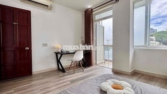 Chính chủ cho thuê full nội thất 2PN tách bếp có ban công khu sân bay