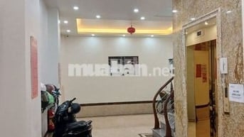 Tôi chủ nhà cho thuê căn hộ khép kín, có 2 ngủ, có gác xép, thang máy.