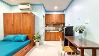 CĂN HỘ FULL NỘI THẤT TÒA NHÀ MỚI XÂY AN NINH NẰM NGAY SVĐ PHÚ THỌ