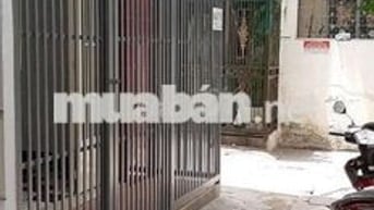 Nhà  2PN SƠN SỬA Mới Cho Khách Thuê CMT8 Quận 10