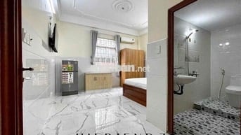 CHDV studio cửa sổ trời sẵn nội thất mới toanh gần nhà thờ Phao Lô