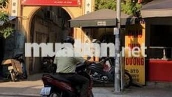 Chothuê nhà ngõ 370ThụyKhuê 4 tầng 2phòng ngủ 2 nhà vệsinh1p khách bếp