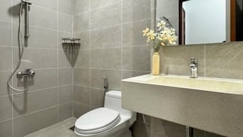 Cho thuê phòng gần bờ kè Nhiêu Lộc giáp Lê Văn Sỹ quận 3