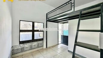 Nhà Mới Cửa sổ ở Dương Quảng Hàm