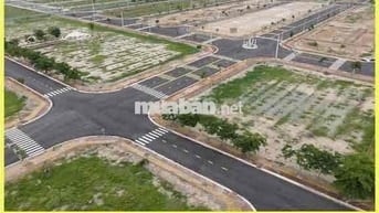Đất Đức Phát 3 Lai Uyên Bàu Bàng DT 100m2 giá 2 tỷ 900 triệu