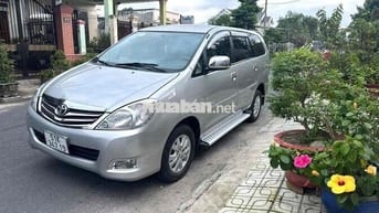 Toyota Innova G MT 2010