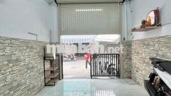 Hẻm xe tải Âu Cơ, Q11. Trệt lửng 4x18m, 3pn 2wc đủ nội thất 12.5 triệu