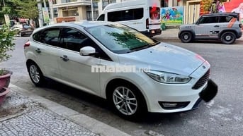 Ford Focus 2017 chính chủ màu trắng