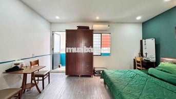 phòng bancol rộng full nội thất