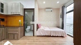 CĂN HỘ BAN CÔNG 50M2, FULL NT CAO CẤP, NGAY TRƯỜNG SA GẦN LÊ VĂN SỸ