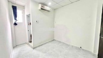 CHO THUÊ CĂN HỘ NGAY CẦU VƯỢT 3/2 QUẬN 10 - WC RIÊNG TRONG PHÒNG