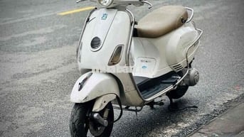 Piaggio Vespa LX 125 Trắng