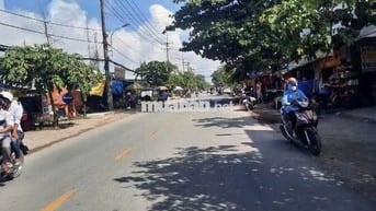 MẸ NHẬP VIỆN, CẦN CHUYỂN TUYẾN TP - BÁN GẤP MT 210M2 HL2 SHR CHỈ 650TR