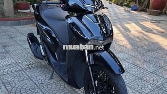 Lên đời 350 nên cần ra đi em SH 150