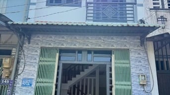 Bán nhà 2/ ngắn lê thị ngay hẻm cơm tấm vào DT: 4*10 1T+ 1 lầu