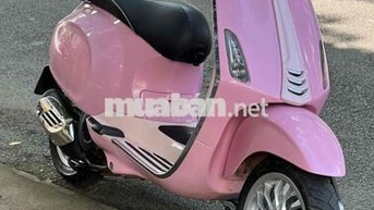 Vespa Sprint hồng cu te