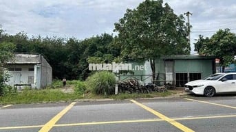 Nhượng 1 lô vuông vứt ngang 5m mt đường huyện Sát bên Ấp Văn Hoá