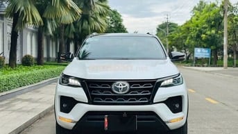 Toyota Fortuner Dầu 2.4 4x2 AT 2022 - 68000 km