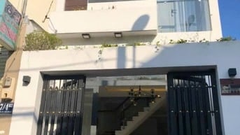 Cho thuê nhà nguyên căn Trần Quốc Toản, Quận 3, 4x15m, 17tr