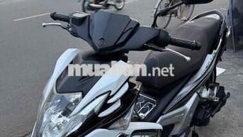 Yamaha Nouvo Trắng đen