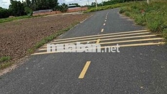 300m2+100Tc Đất hiếm mt nhựa cách DH 200m ra TTHC xã Phước Thành