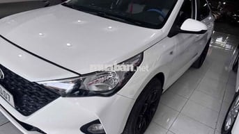 Hyundai Accent màu Trắng