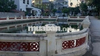 Bán mảnh đất gần chợ Mai Hiên, mặt tiền 4,8m, ngõ thông. Hơn 4 tỉ