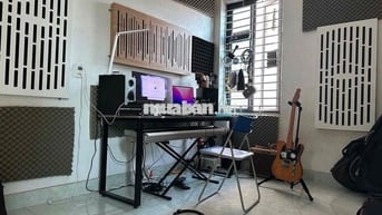 BÁN NHÀ 3 TẦNG -LÔ GÓC SIÊU ĐẸP - Ô TÔ VÀO TẬN CỬA - GIÁ CHỈ NHỈNH 5 T