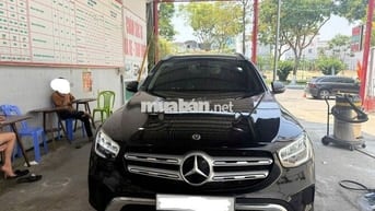 Cần bán Mercedes-Benz GLC 200 2022 Đen,odo 2vạn km