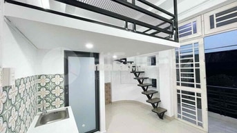 CHO THUÊ PHÒNG BAN CÔNG SIÊU THOÁNG MÁT NGAY CHỢ THẠCH ĐÀ ĐÂY ANH CHỊ