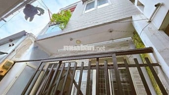 NHÀ 2 TẦNG VỊ TRÍ HIẾM - LINH TRUNG, THỦ ĐỨC - GẦN CÁC TRƯỜNG ĐẠI HỌC