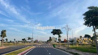 Cần bán lô A27 đường N13 giá 1,7 tỷ bao phí ( có cặp liền kề )