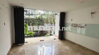 MẶT BẰNG MỚI Ở PHAN ĐĂNG LƯU - SẠCH SẼ - THOÁNG - CÓ SÂN TRƯỚC -------