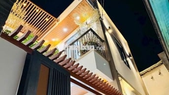 Tiết kiệm 1 Tỷ, Căn nhà 2 tầng Dương Quảng Hàm, có sân mini chỉ >5 tỷ