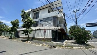 Thuê nhà 2 mặt tiền, 3 tầng chính chủ Số 20 Đường Bùi Quốc Hưng