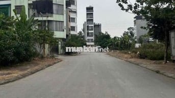 Bán gấp 50m² đất dịch vụ La Khê – 2 mặt tiền – Vỉa hè – Ô tô tránh