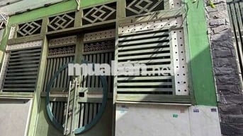 BÌNH TÂN 4.5TỶ- TRUNG TÂM KDC TÊN LỬA -CÁCH 20M RA MẶT TIỀN -2TẦNG.2PN